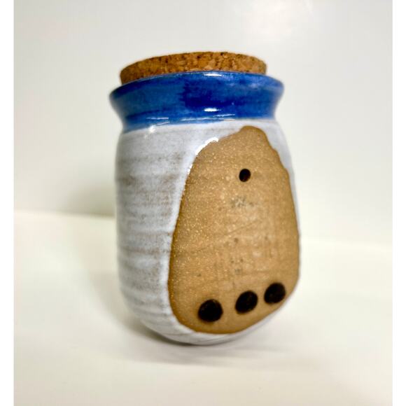 Stoneware Wall Mount Garlic Keeper - Studio Signed Pottery VTG 90s, Rustic Decor - Picture 6 of 7